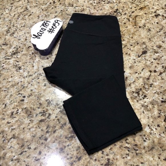 Athleta Crop - Picture 1 of 8
